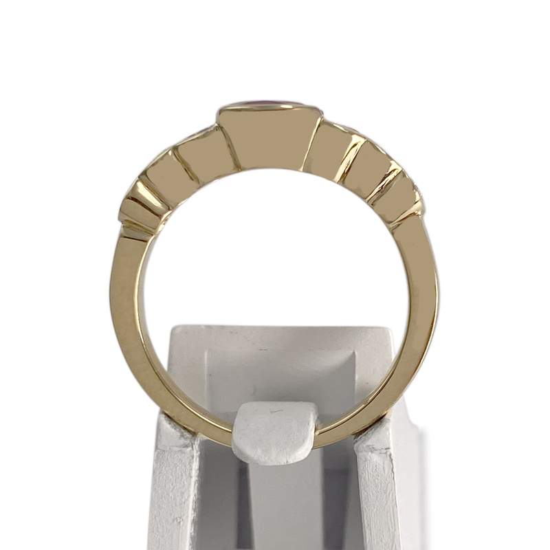 Second hand gold ring 750 yellow ruby diamonds - view 3