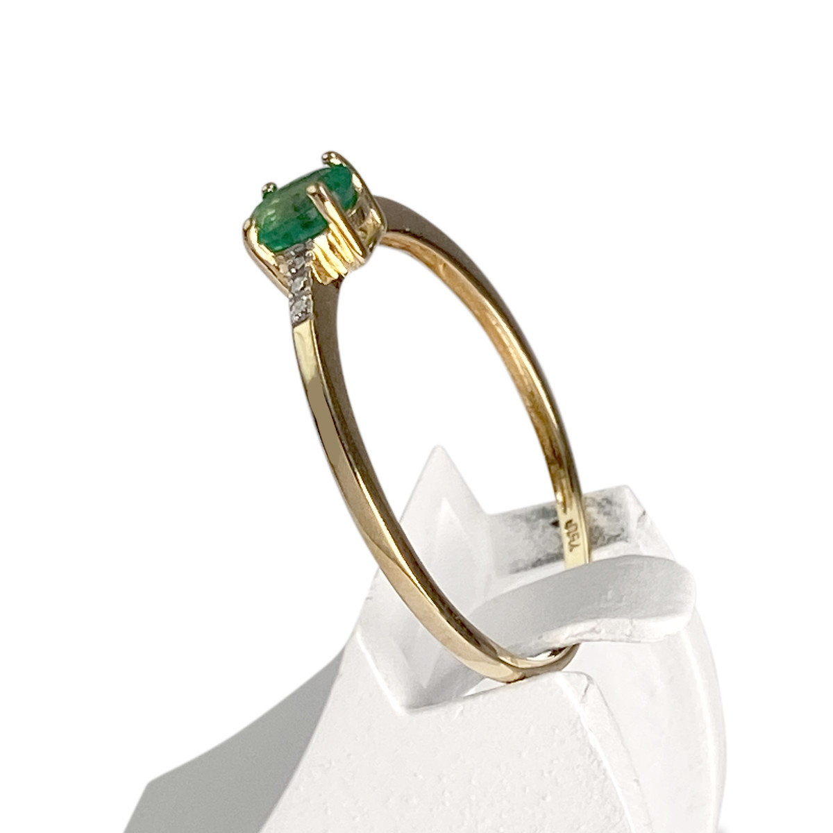 Bague d'occasion or 750 2 tons émeraude diamants - vue 2