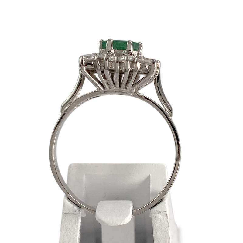Bague d'occasion or 750 blanc émeraude diamants - vue 3