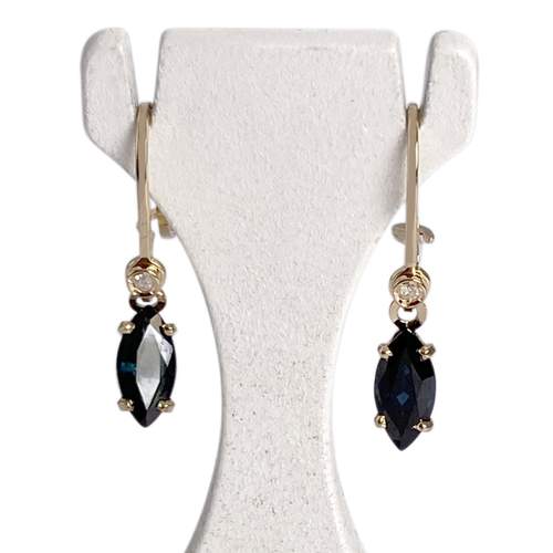 Boucles d'oreilles d'occasion or 750 jaune saphirs diamants