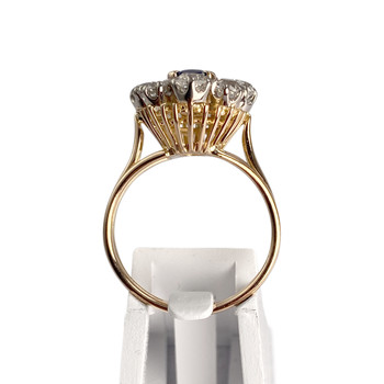 Tweedehands ring van 750 goud met diamanten en saffier