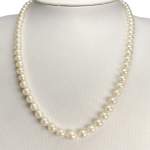 Collier d'occasion or 750 jaune perle de culture d'Akoya - vue 2