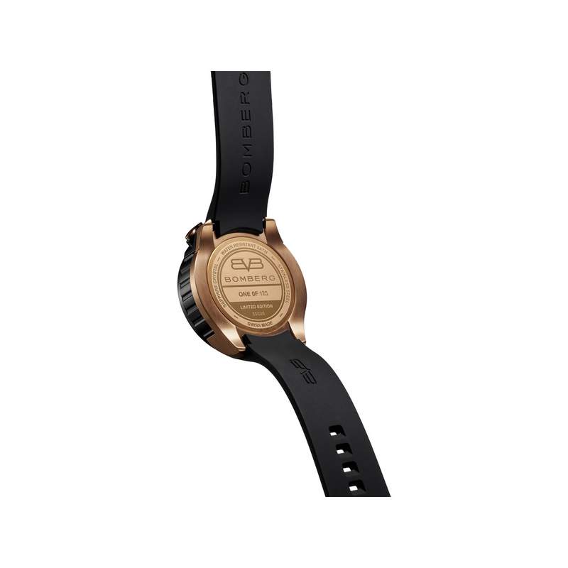 Montre d'occasion BOMBERG Bolt-68 Heritage Golden Samourai homme quartz bracelet caoutchouc - vue D4