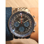 Montre d'occasion BREITLING Navitimer B01 homme mouvement automatique certifié (cosc) bracelet acier - vue porté 1