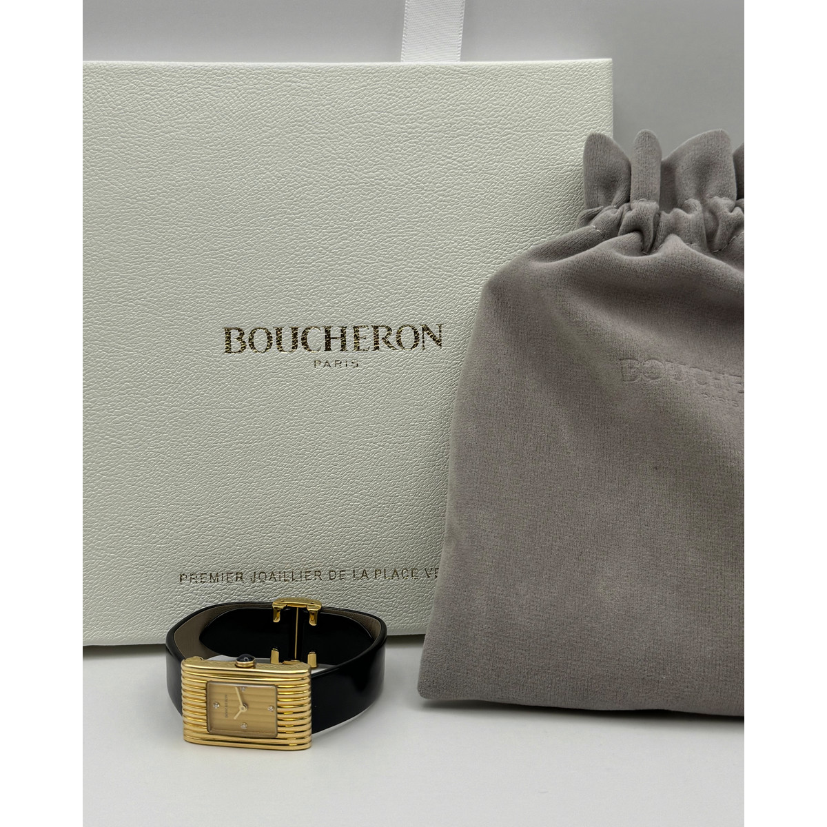 Montre d'occasion BOUCHERON Reflet homme quartz bracelet cuir d'origine - vue D1