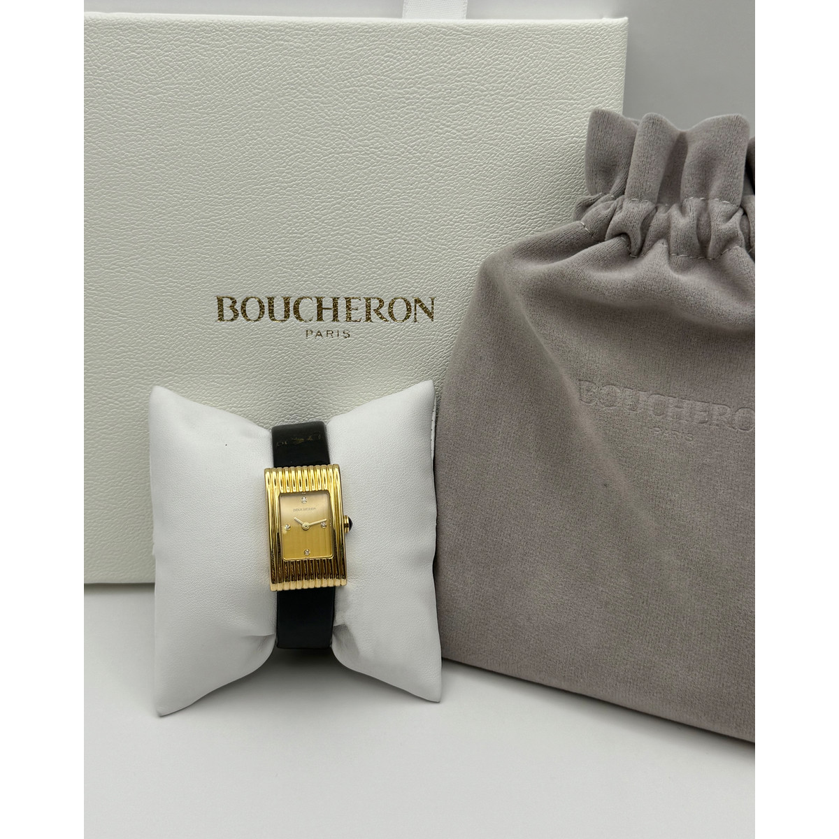 Montre d'occasion BOUCHERON Reflet homme quartz bracelet cuir d'origine - vue D2