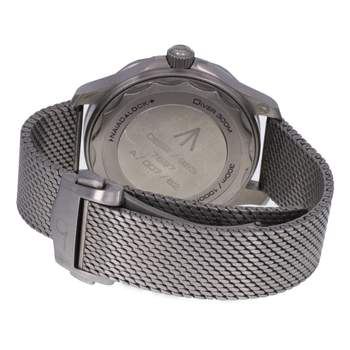 Montre d'occasion OMEGA Seamaster 300 Diver '007' homme mouvement automatique certifié (cosc) bracelet titane