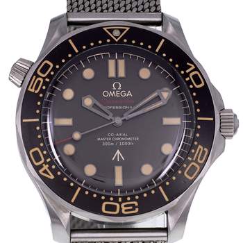 Montre d'occasion OMEGA Seamaster 300 Diver '007' homme mouvement automatique certifié (cosc) bracelet titane