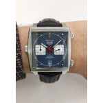 Montre d'occasion TAG HEUER Monaco Steve McQueen homme automatique bracelet cuir cresus - vue porté 2