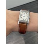 Montre d'occasion JAEGER LECOULTRE Reverso Classique Mécanique homme mécanique bracelet cuir d'origine - vue porté 1
