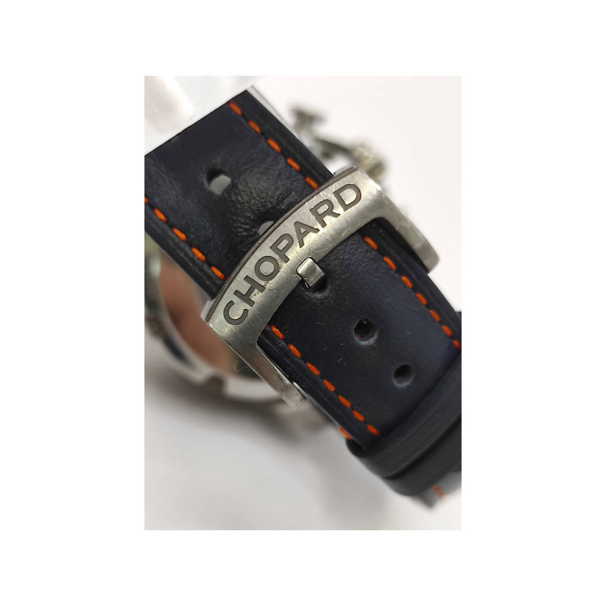 Montre d'occasion CHOPARD Grand Prix de Monaco Historique homme mouvement automatique certifié (cosc) bracelet cuir d'origine - vue D4