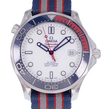Montre d'occasion OMEGA Seamaster 300 Diver '007' Commander's Watch homme automatique bracelet nato