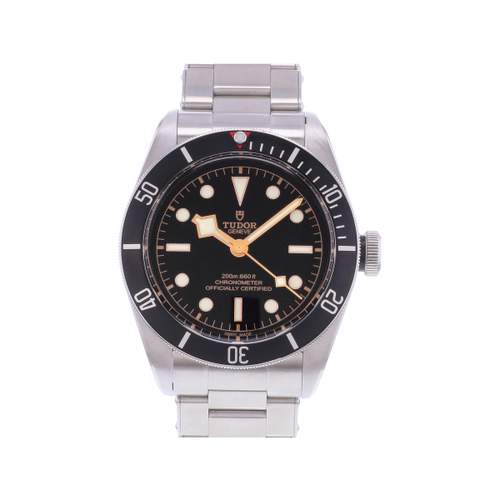Montre d'occasion TUDOR Black Bay 41 homme mouvement automatique certifié (cosc) bracelet acier