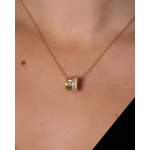 Collier d'occasion BOUCHERON Quatre Mini femme or jaune 750/1000 - vue porté 2