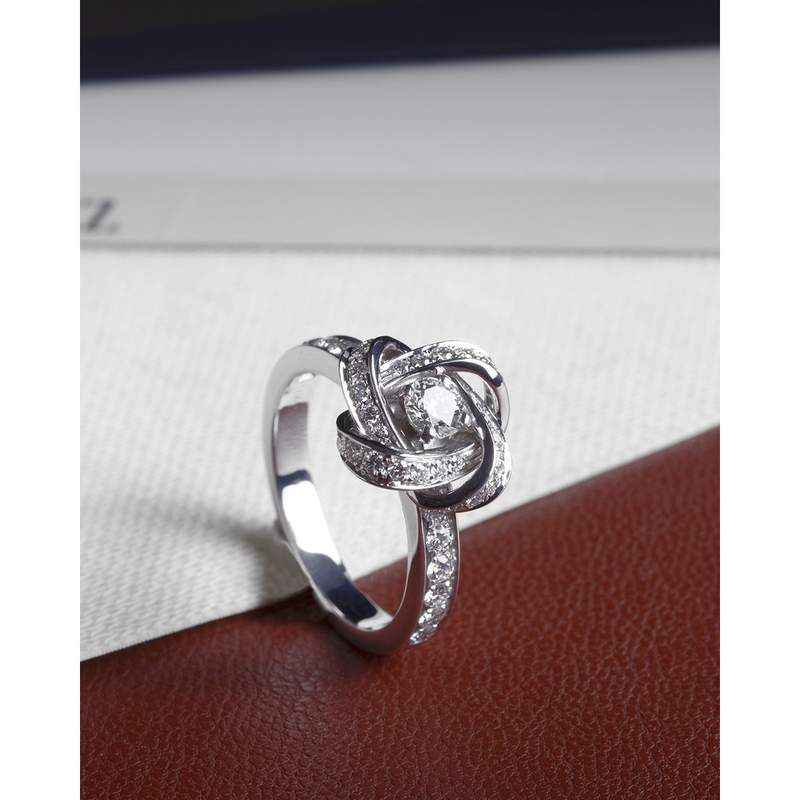 Bague d'occasion BOUCHERON Pivoine femme or blanc 750/1000 - vue D1