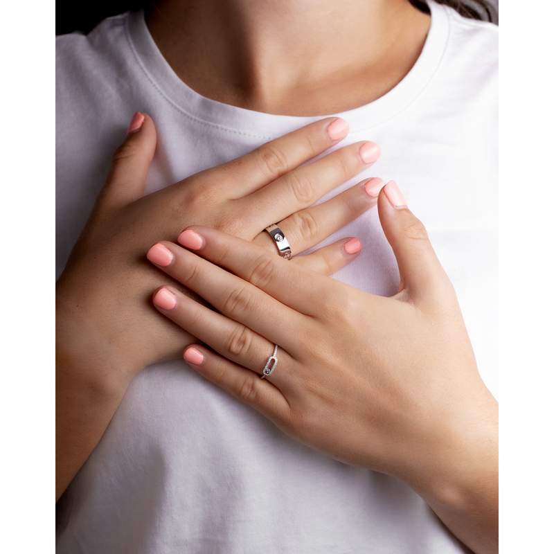 Bague d'occasion CARTIER Love 3 Diamants mixte or blanc 750/1000 - vue porté 1