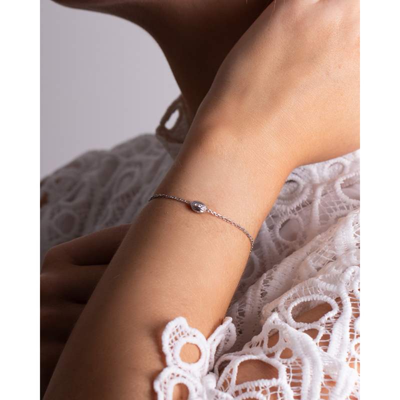 Bracelet d'occasion CHAUMET Liens Séduction femme or blanc 750/1000 - vue porté 1