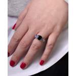 Bague d'occasion MAUBOUSSIN Nuit d'Amour femme or blanc 750/1000 - vue porté 2