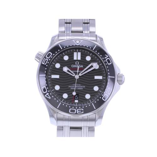 Tweedehands OMEGA Seamaster Diver 300 m Co-Axial Master Chronometer herenhorloge met automatische opwinding en stalen armband