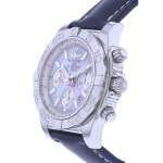 Montre d'occasion BREITLING Chronomat 44 homme mouvement automatique certifié (cosc) bracelet cuir cresus - vue D2