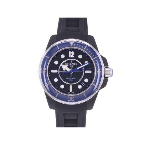 Montre d'occasion CHANEL J12 Marine femme automatique bracelet caoutchouc