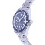 Montre d'occasion TUDOR Black Bay 58 homme mouvement automatique certifié (cosc) bracelet acier - vue D2