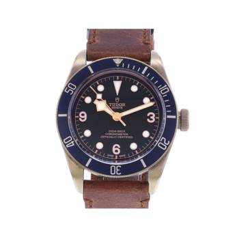Montre d'occasion TUDOR Black Bay Bronze Edition Bucherer homme mouvement automatique certifié (cosc) bracelet cuir d'origine