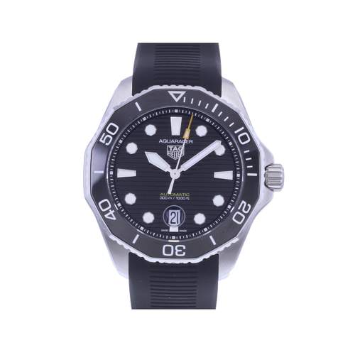 MONTRE TAG HEUER AQUARACER BRACELET CAOUTCHOUC NOIR