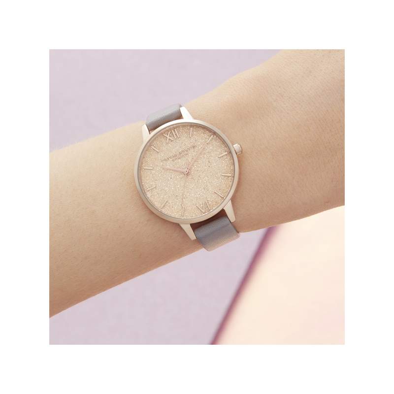 Montre Olivia Burton femme acier doré rose cuir - vue porté 1