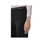 Montre TISSOT T-LADY BELLISSIMA femme cadran gris bracelet inoxydable - vue porté 1