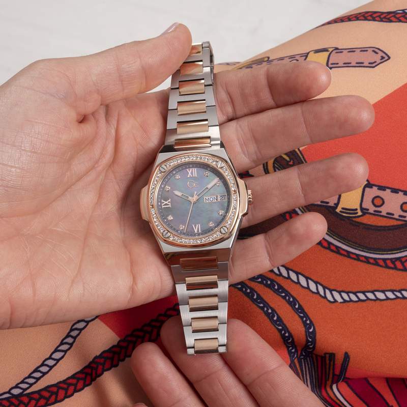 Montre Guess Co femme acier bicolore rose - vue D1