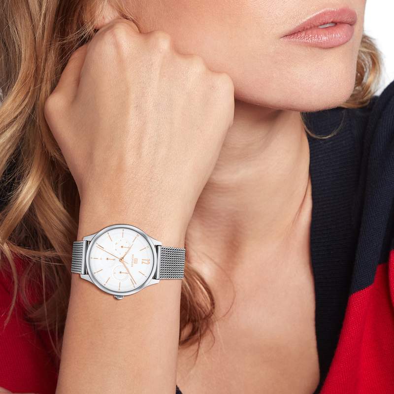 Montre Tommy Hilfiger femme acier - vue porté 2