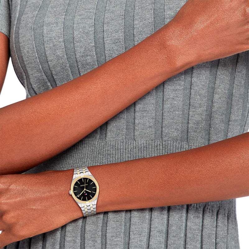 Montre TOMMY HILFIGER Rachel femme acier doré jaune bracelet acier bicolore doré jaune - vue porté 1