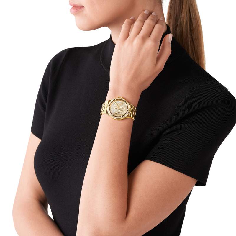 Montre MICHAEL KORS  Lennox femme bracelet acier doré - vue porté 1