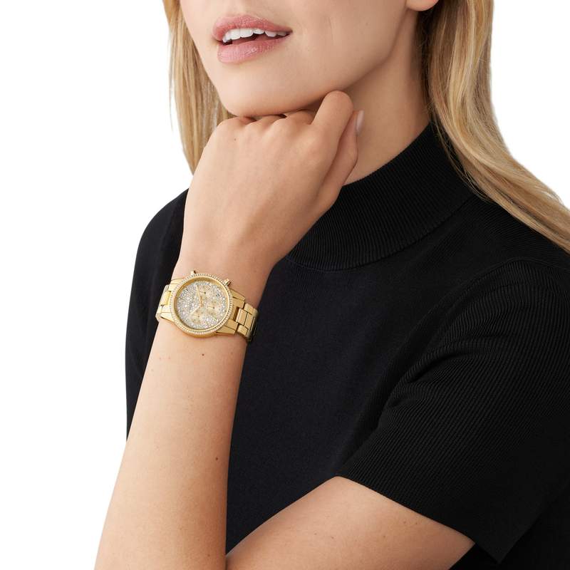 Montre MICHAEL KORS femme Ritz chronographe acier doré - vue porté 1