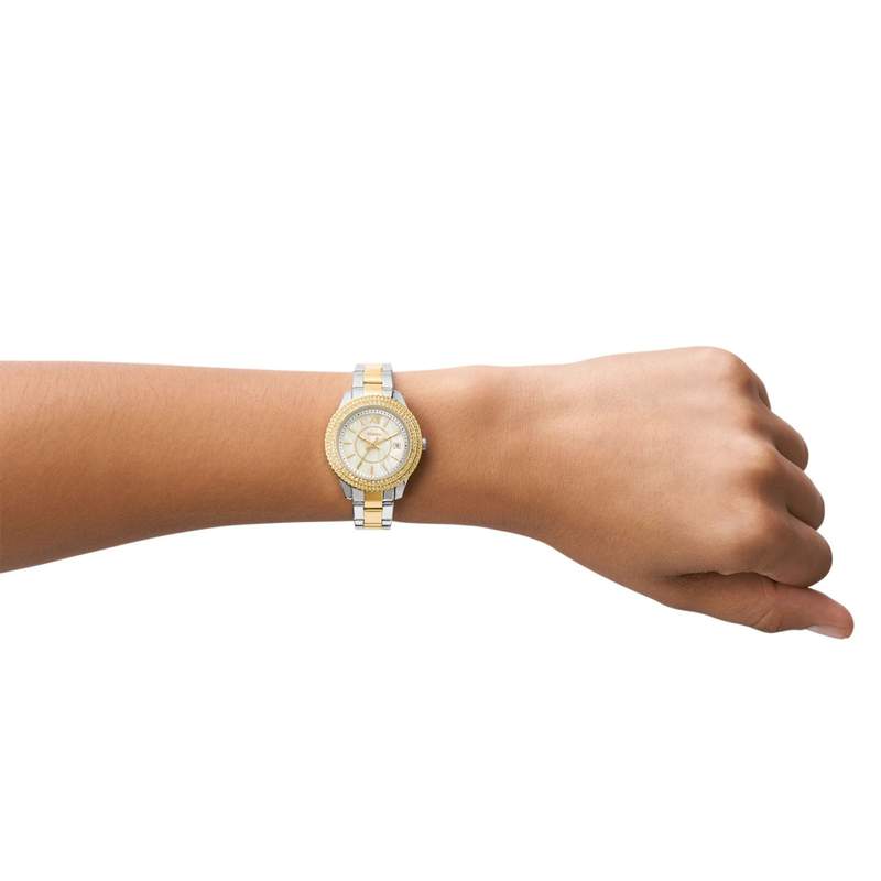 Montre FOSSIL Stella femme bracelet acier doré rose - vue porté 1