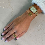 Montre Pierre Lannier Ariane femme bracelet acier doré maille milanaise - vue porté 1