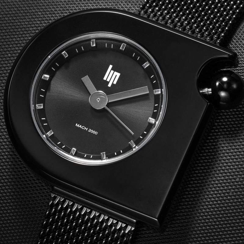 Montre LIP Mach 2000 Mini Moon femme acier noir bracelet métal noir - vue D1
