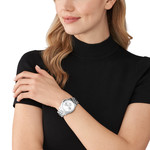 Montre MICHAEL KORS Runway femme bracelet acier - vue porté 1