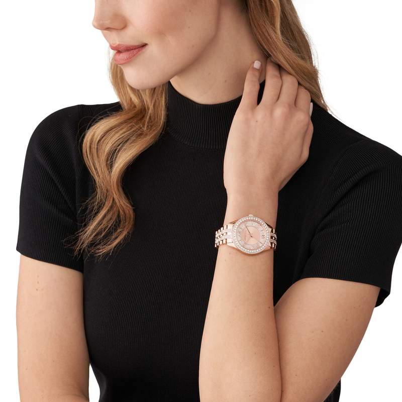 Montre MICHAEL KORS Harlowe femme bracelet acier  doré rose - vue porté 1