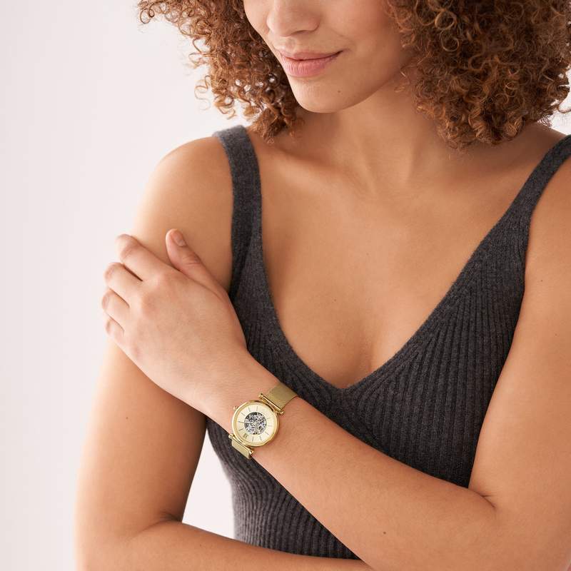 Montre FOSSIL Carlie femme bracelet acier doré - vue porté 1