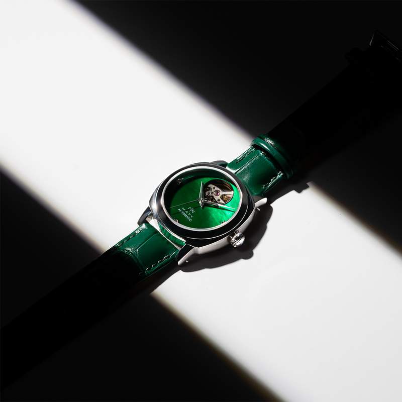 Montre MATY GM automatique cadran vert bracelet cuir vert - vue D4