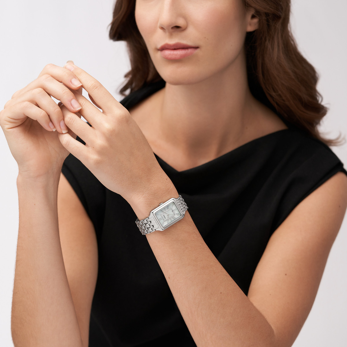 Montre FOSSIL raquel femme bracelet acier inoxydable argent - vue porté 1