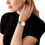 Montre MICHAEL KORS slim runway femme bracelet cuir marron - vue porté 1