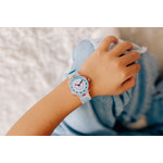 Montre FLIK FLAK STAR PARTY enfant plastique biosourcé bracelet pet recyclé bleu - vue porté 1