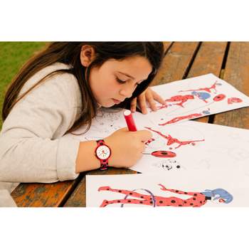 Montre Flik Flak Miraculous Ladybug et Chat noir enfant plastique biosourcé bracelet PET recyclé rouge