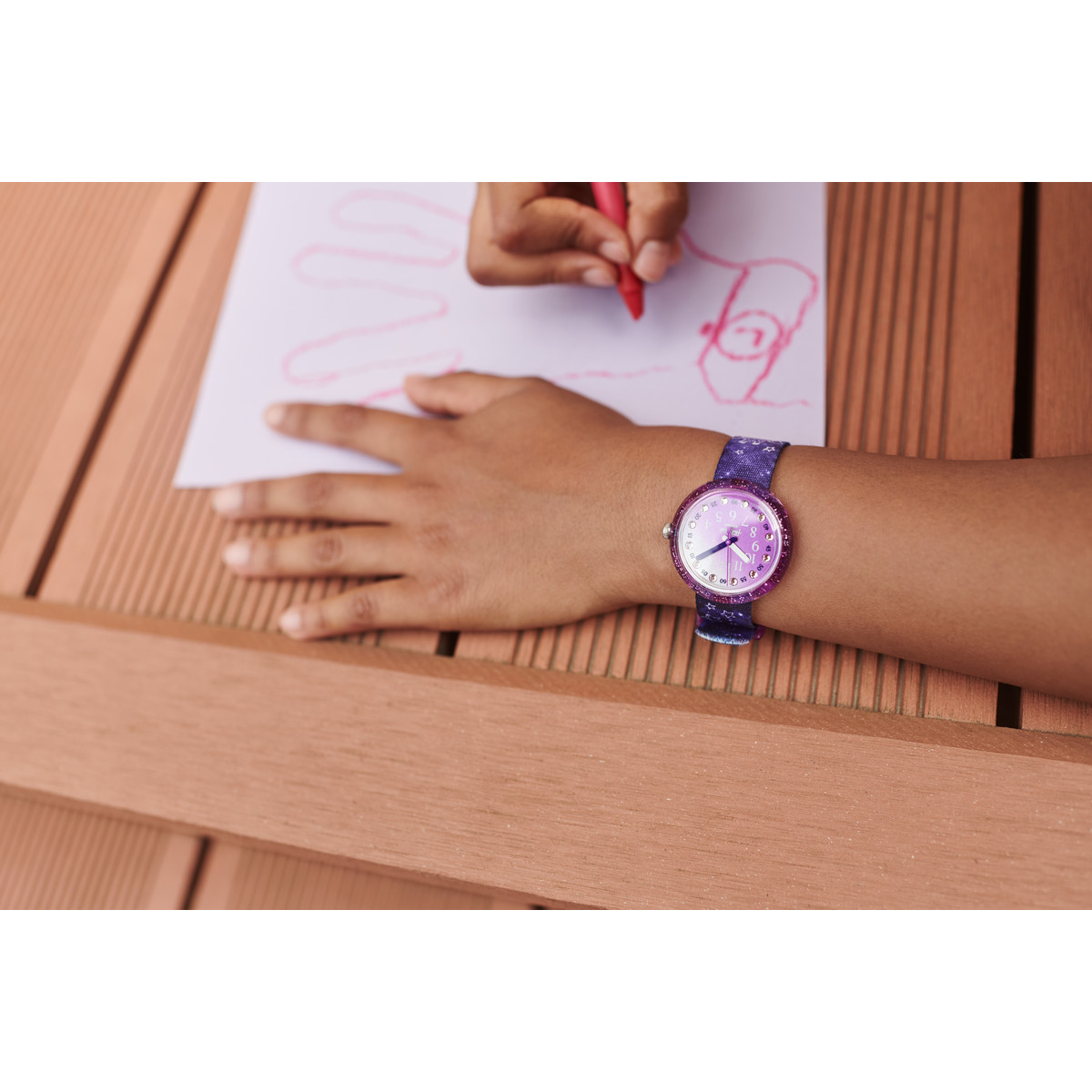 Montre Flik Flak  goes wild enfant plastique biosourcé bracelet PET recyclé violet - vue porté 1