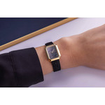 Montre MICHEL HERBELIN Octogône femme bracelet cuir marron - vue porté 1