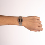 Montre BALMAIN tradition femme bracelet acier inoxydable bicolore rose - vue porté 3