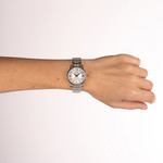 Montre BALMAIN tradition femme bracelet acier inoxydable argent - vue porté 3